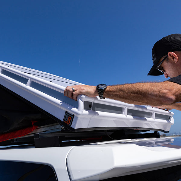 BA Convoy Toyota 4Runner 09-22 2 Person Pop-up Rooftop Tent w/ Optional Panoramic Moonroof