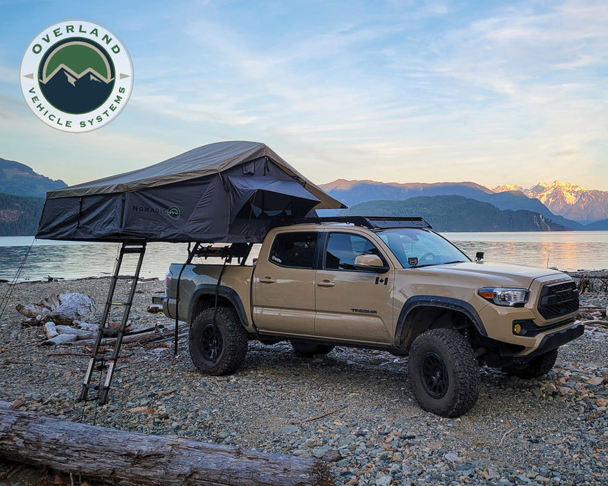 Roof top tent outlet on camper shell