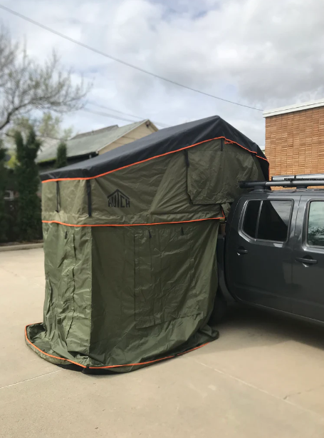 Hutch Apex 3 Universal Fit 3 Person Softshell Roof Top Tent