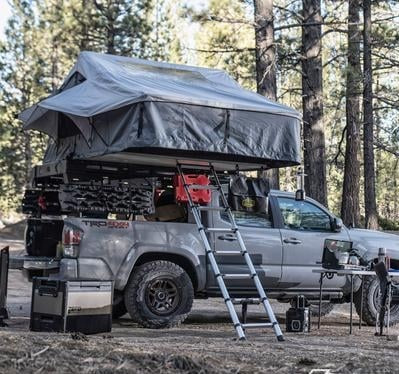 Smittybilt GEN2 Overlander XL 3-4 Person Softshell Rooftop Tent